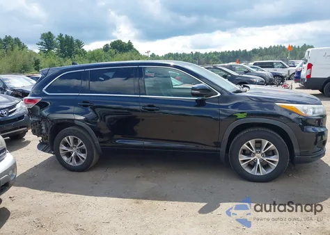 2015 Toyota Highlander Le Plus V6 from USA, damaged, VIN 5TDBKRFH7FS209343